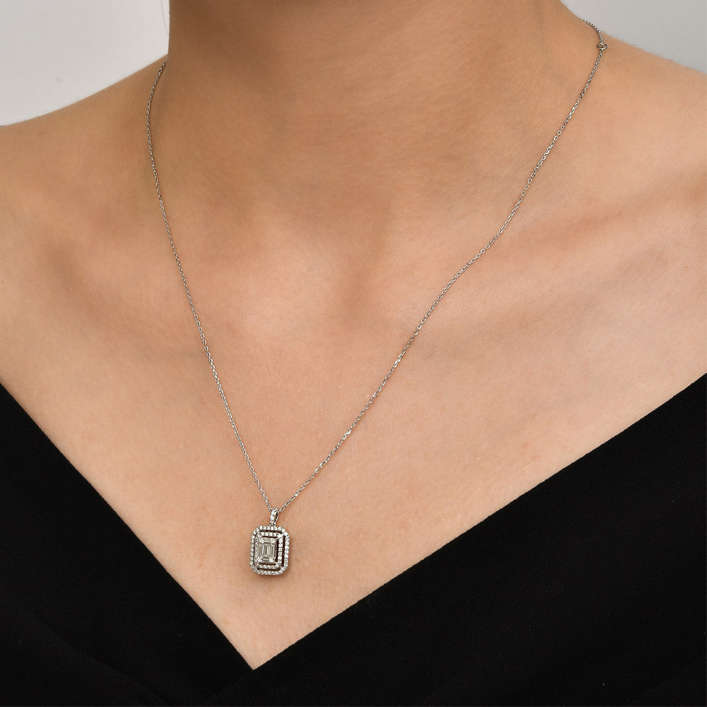 0.44 ct. Baguette Diamond Necklace