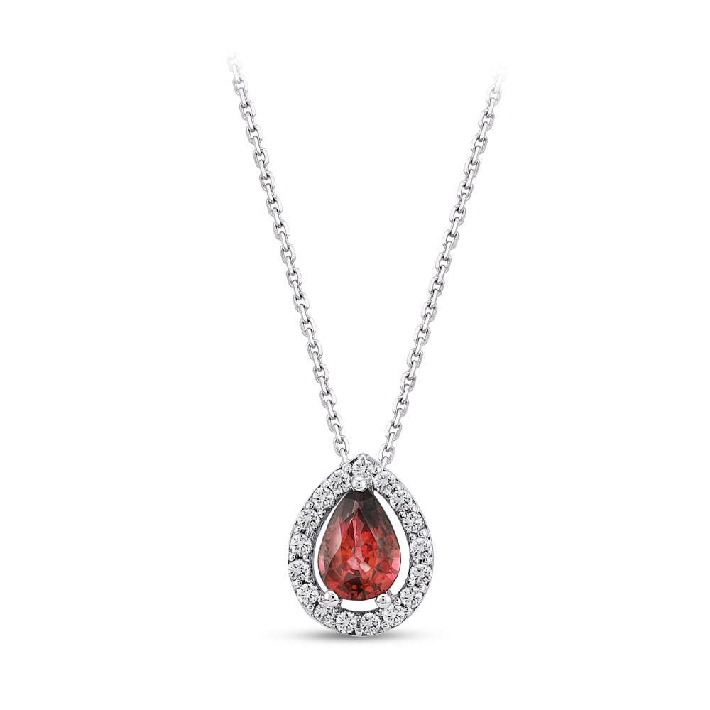 0.84 ct. Rubin Halskette