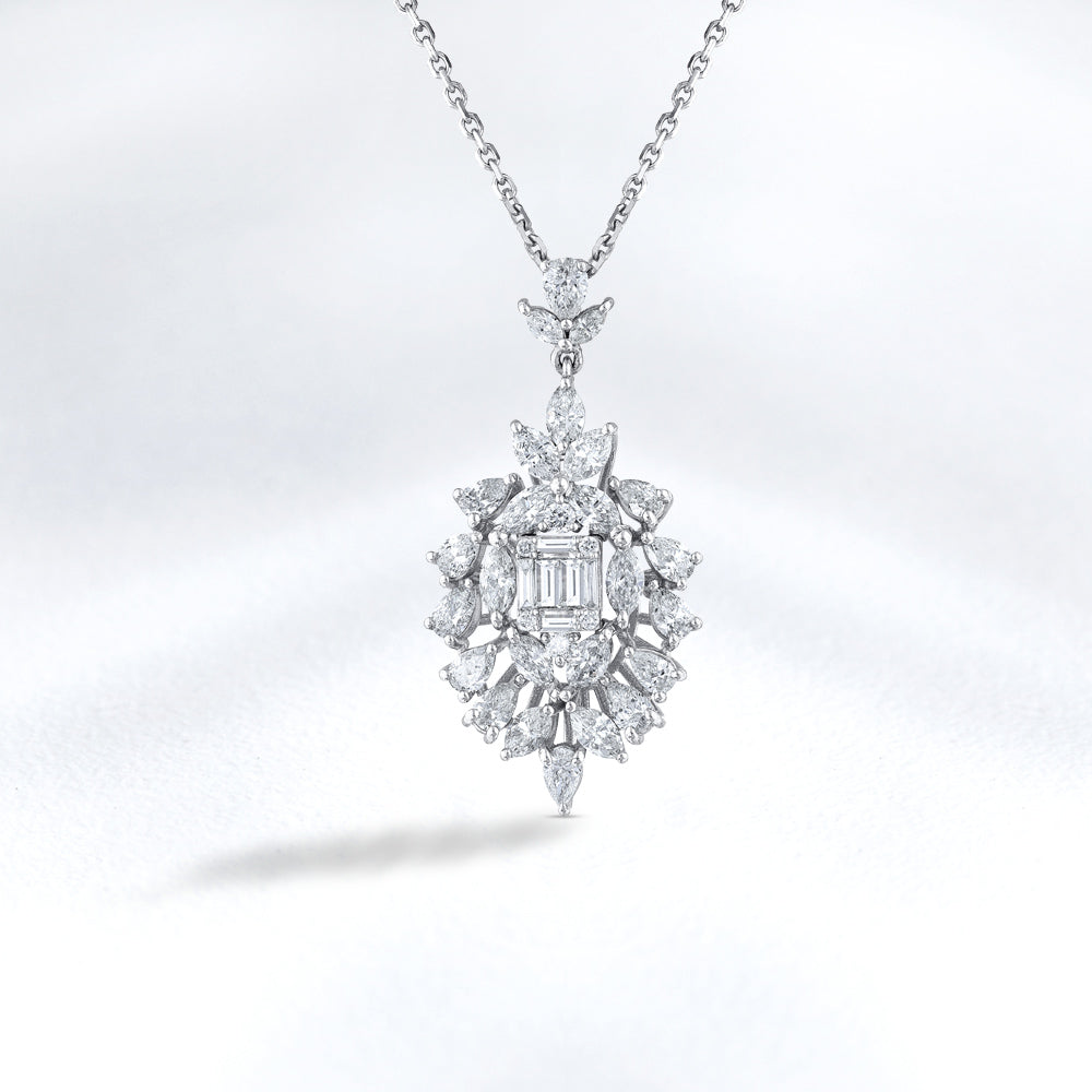 2.47 ct. Design Diamond Necklace