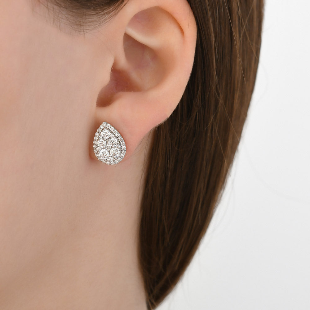 1.42 ct. Design Diamond Stud Earrings