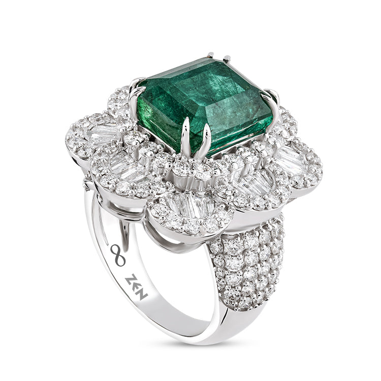 8.24 ct. Smaragd Ring