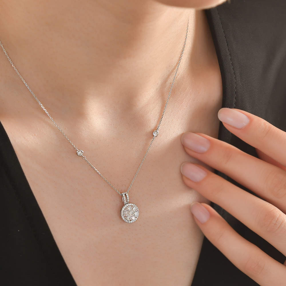 0.68 ct. Design Diamond Necklace