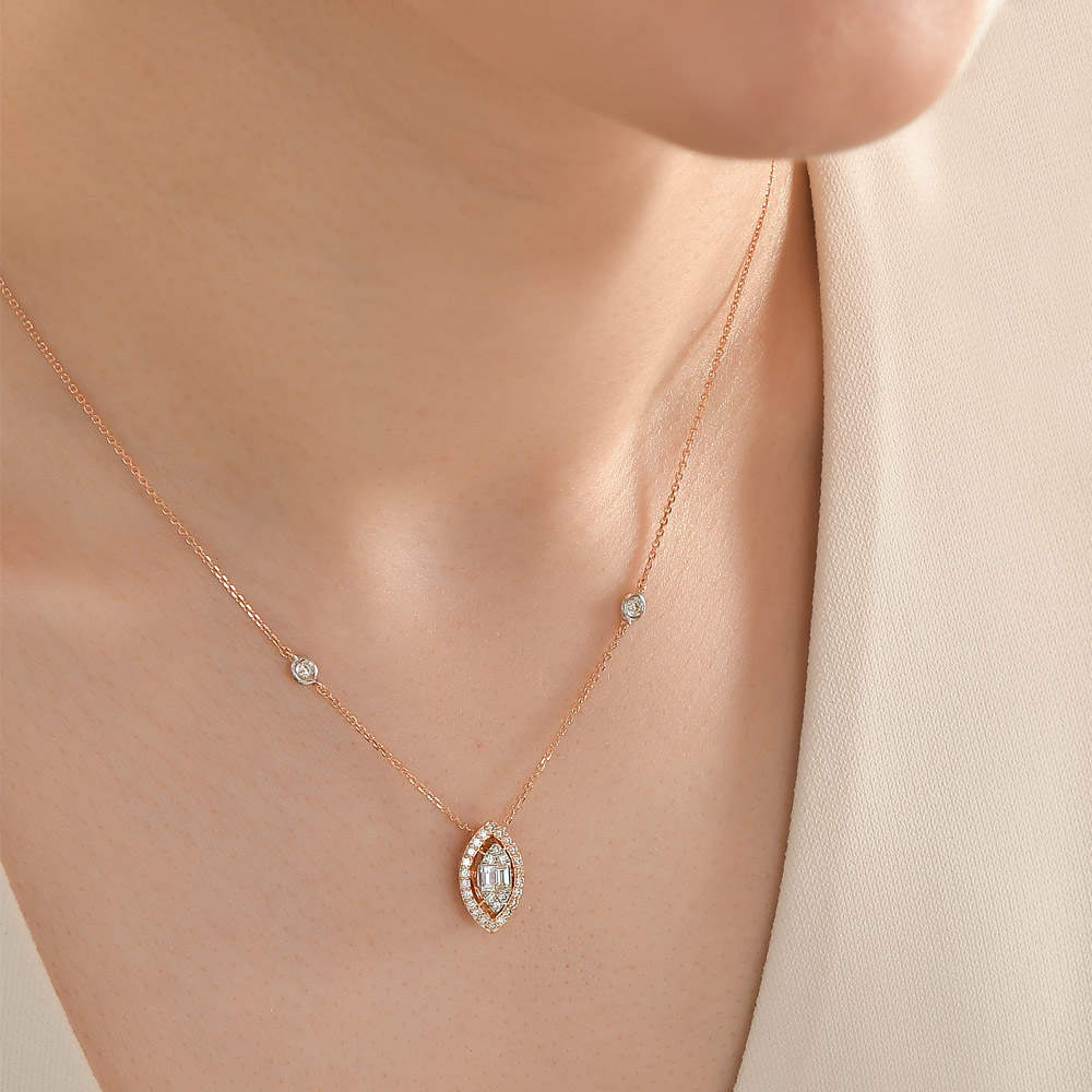 0.42 ct. Baguette Diamant Halskette