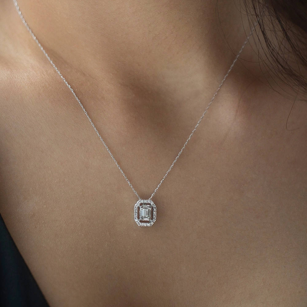 0.17 ct. Baguette Diamant Halskette