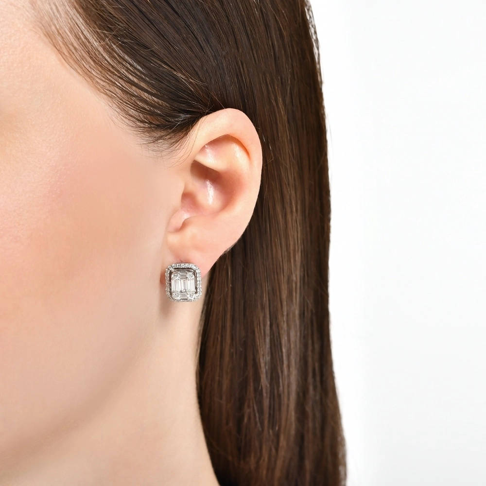 1.07 ct. Baguette Diamond Earrings