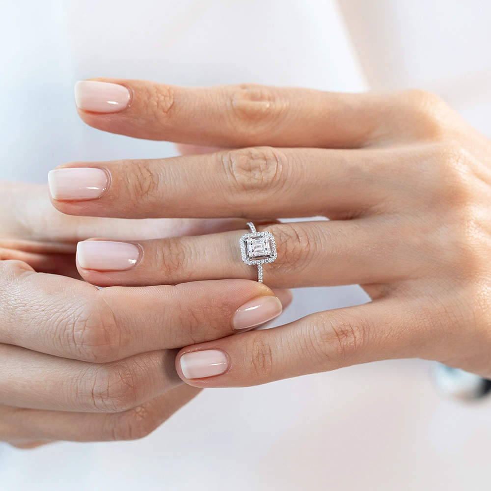 0.31 ct. Baguette Diamond Ring