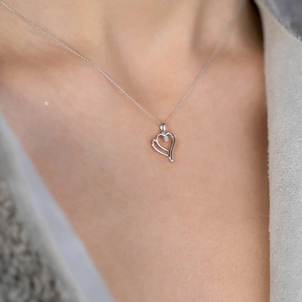 0.03 ct. Herz Anhänger mit Halskette