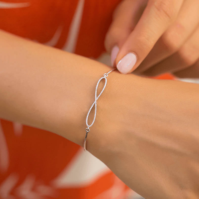 0.15 ct. Unendlichkeit Diamantarmband