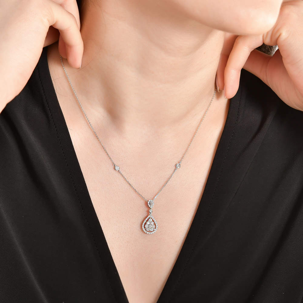 0.73 ct. Design Diamant Halskette
