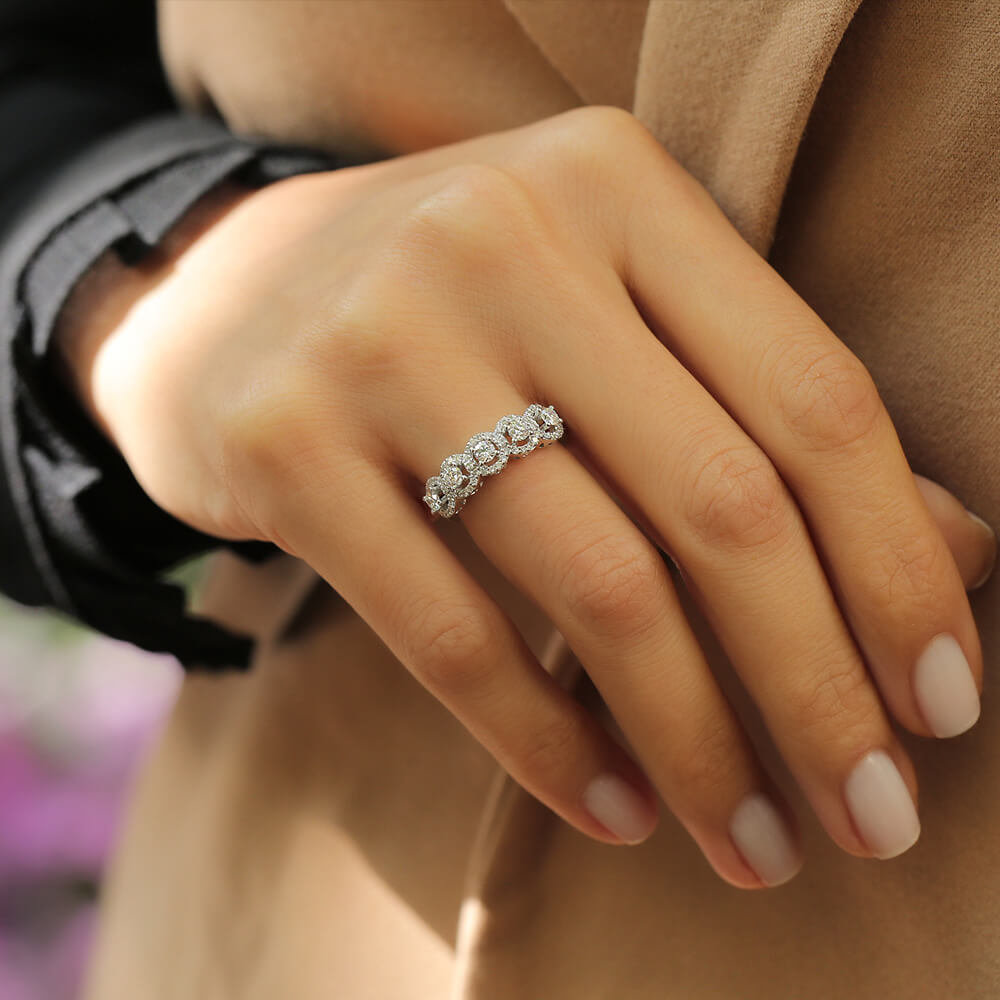 0.73 ct. Fünfstein Diamantring