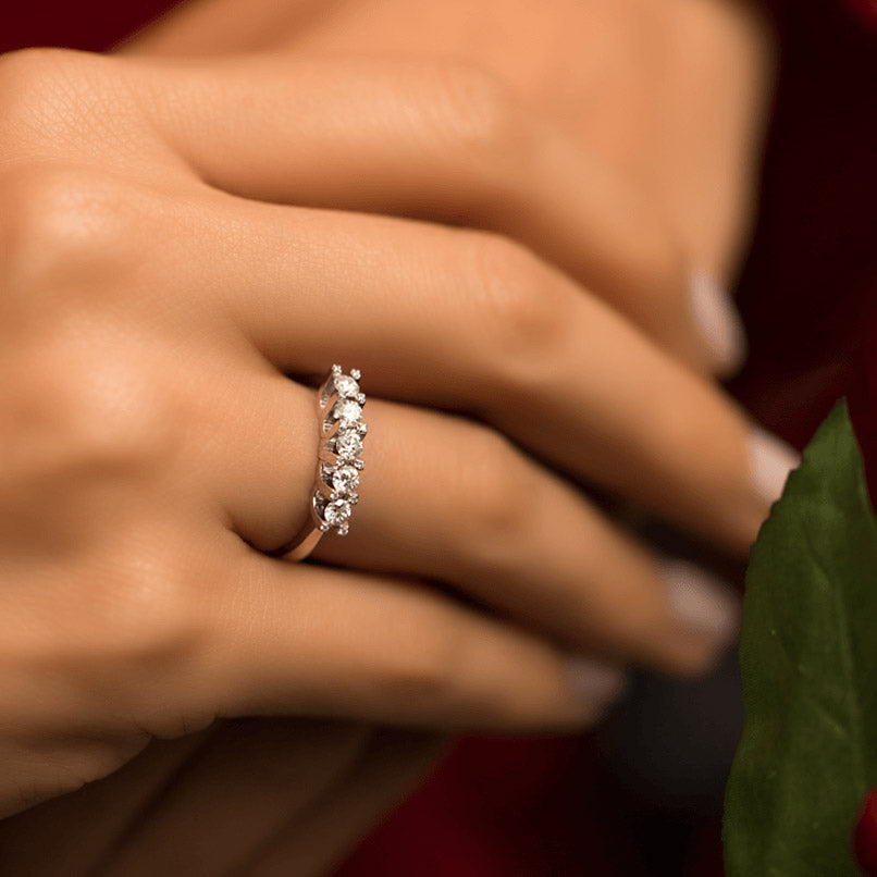 0.44 ct. Fünfstein Diamantring
