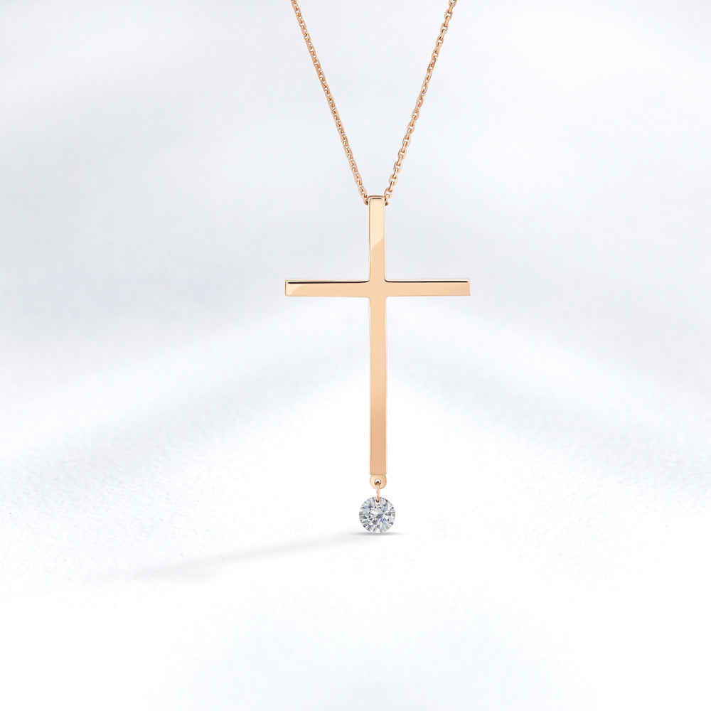0.12 ct. Halskette mit Kreuzanhänger