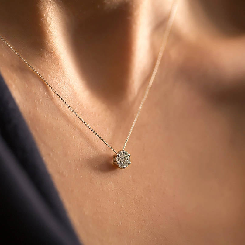 0.32 ct. Reina Diamond Necklace