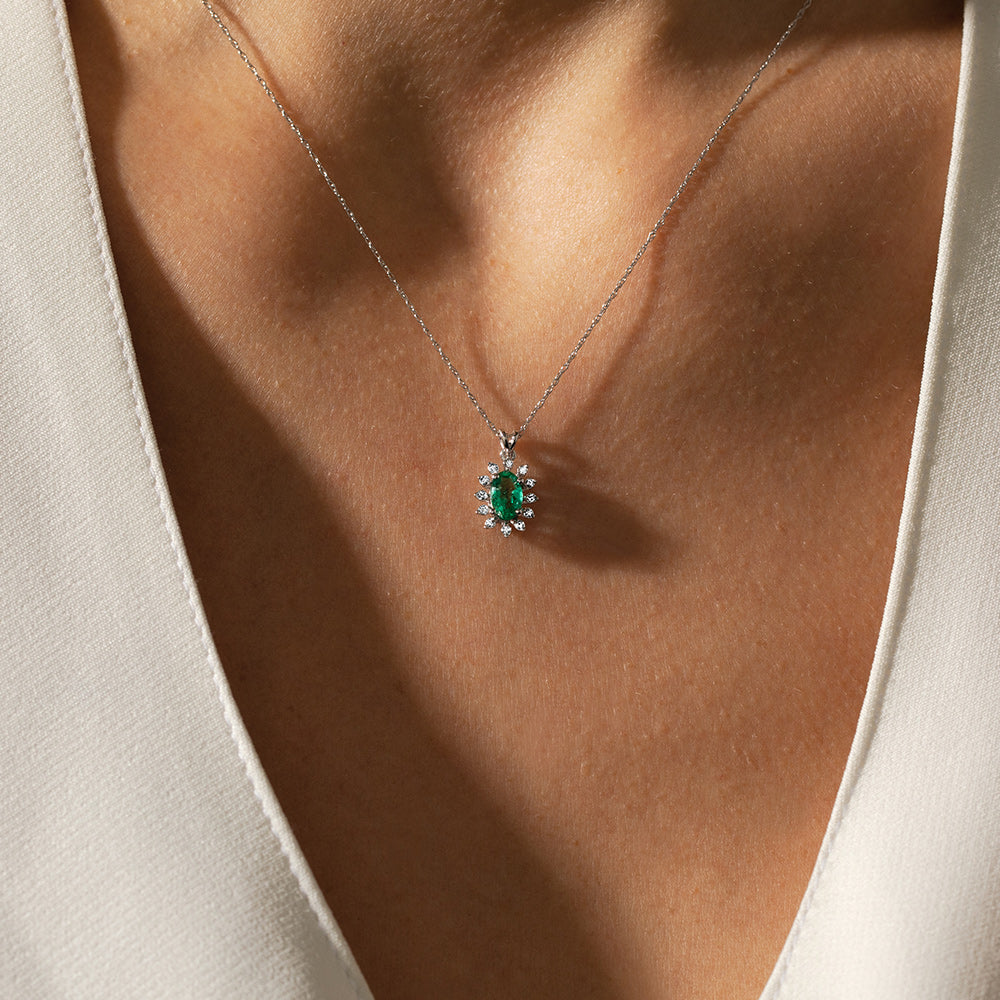 0.32 ct. Smaragd Halskette