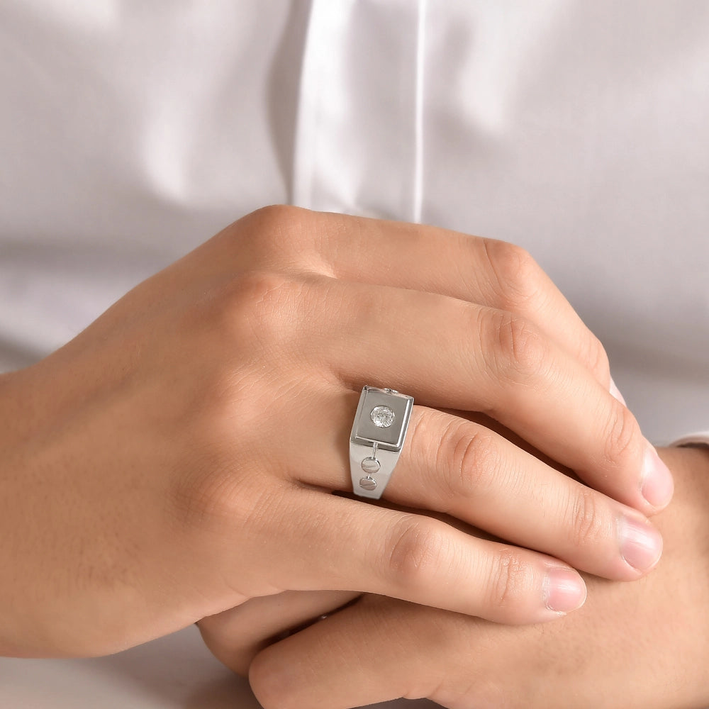0.30 ct. Men Silver Ring