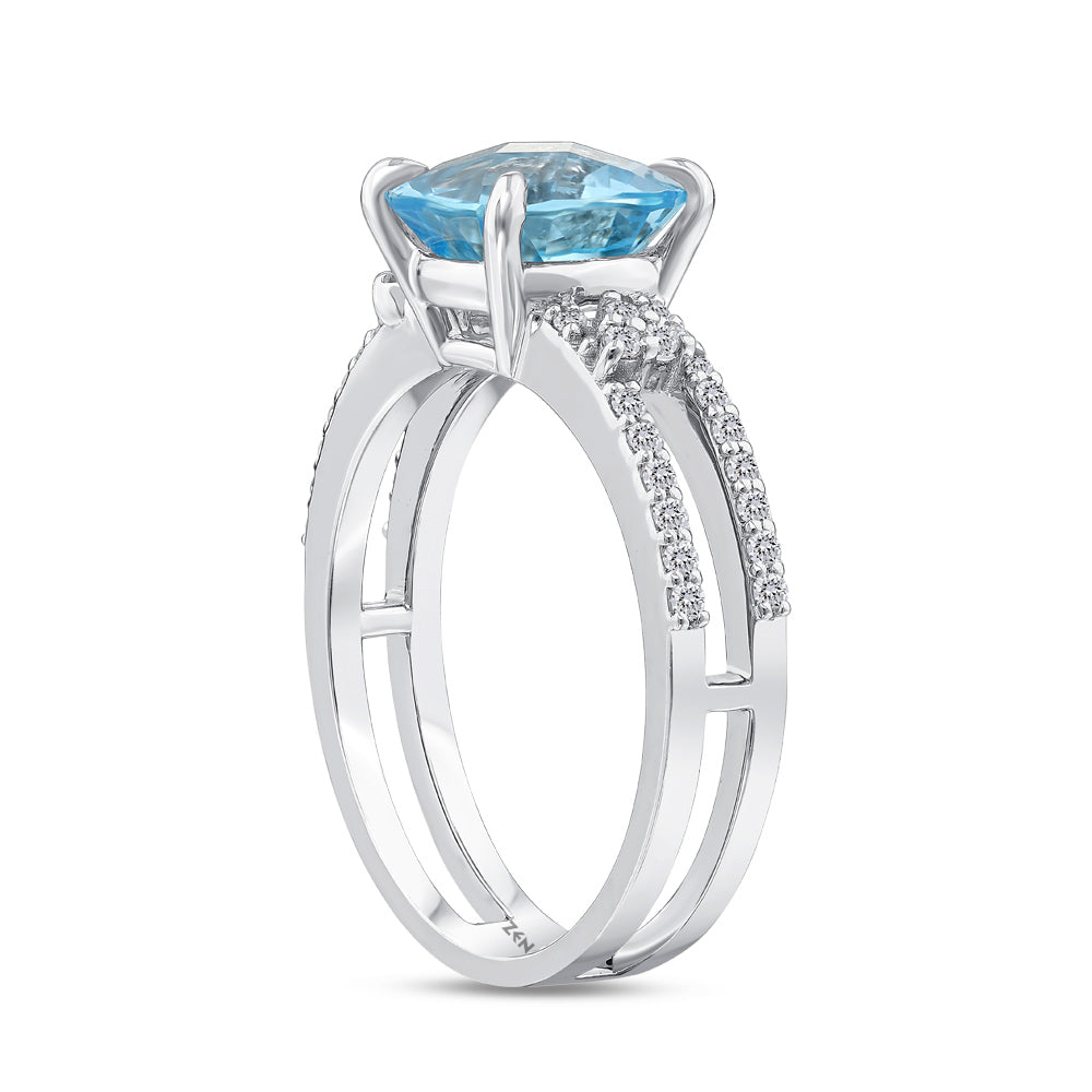 2.53 ct. Blue Topaz Ring