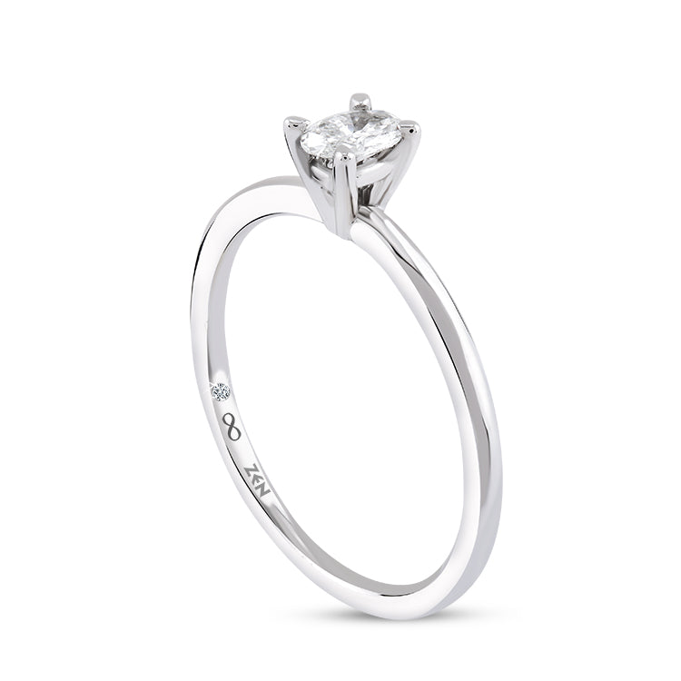 0.19 ct. Ovaler Diamant Verlobungsring