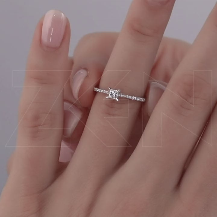 0.32 ct. Seitenstein Diamant Verlobungsring
