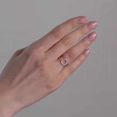 0.14 ct. Buchstabe O Diamantring