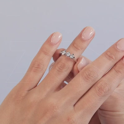 0.30 ct. Tria Diamantring