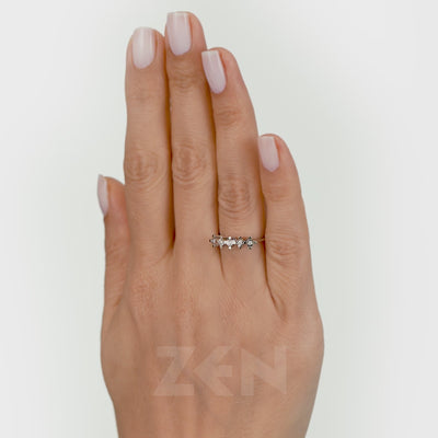 0.05 ct. Fünfstein Diamantring