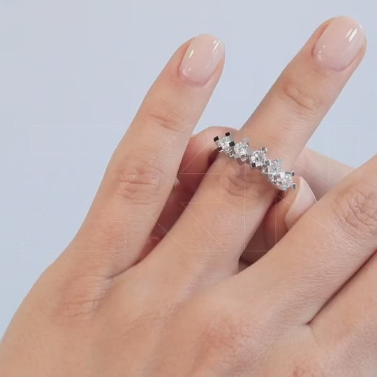0.75 ct. Fünfstein Diamantring