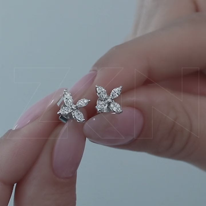 0.62 ct. Design Diamond Stud Earrings