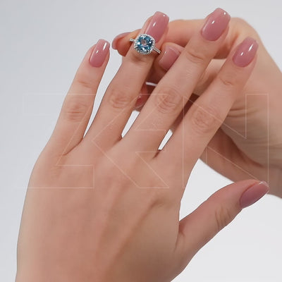 2.36 ct. Blue Topaz Ring