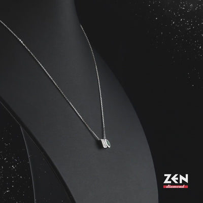 0.43 ct. Emerald Necklace