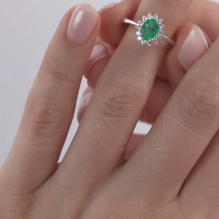 0.96 ct. Smaragd Ring