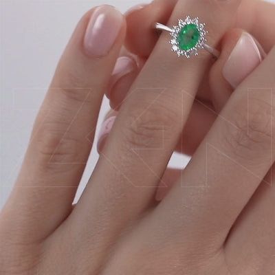 0.96 ct. Smaragd Ring