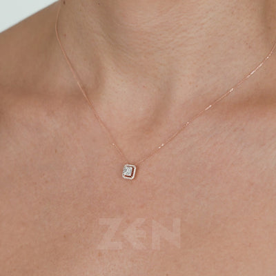 0.17 ct. Baguette Diamant Halskette