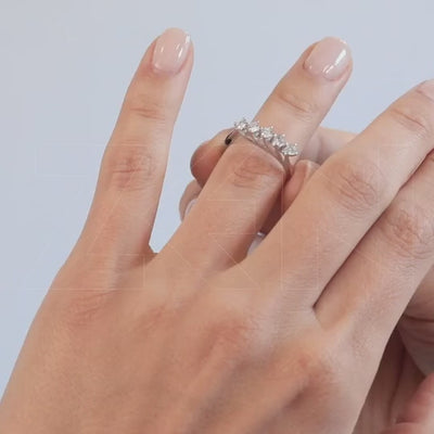 1.25 ct. Fünfstein Diamantring