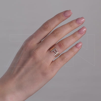 0.13 ct. Buchstabe P Diamantring