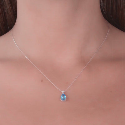 1.22 ct. Blauer Topas Halskette