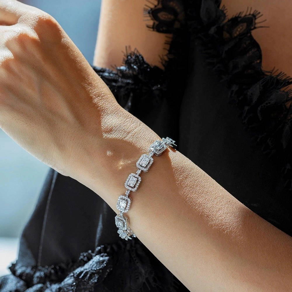 4.75 ct. Baguette Diamantarmband