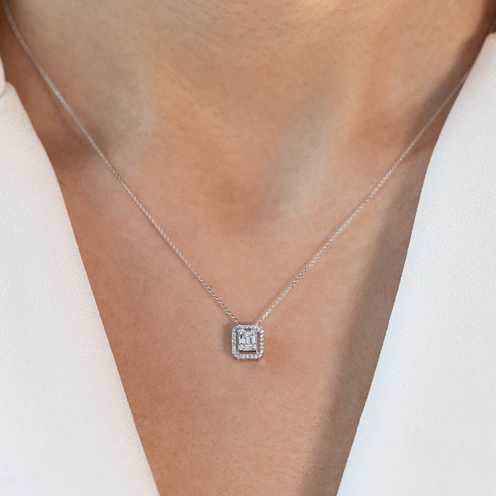 0.17 ct. Baguette Diamant Halskette