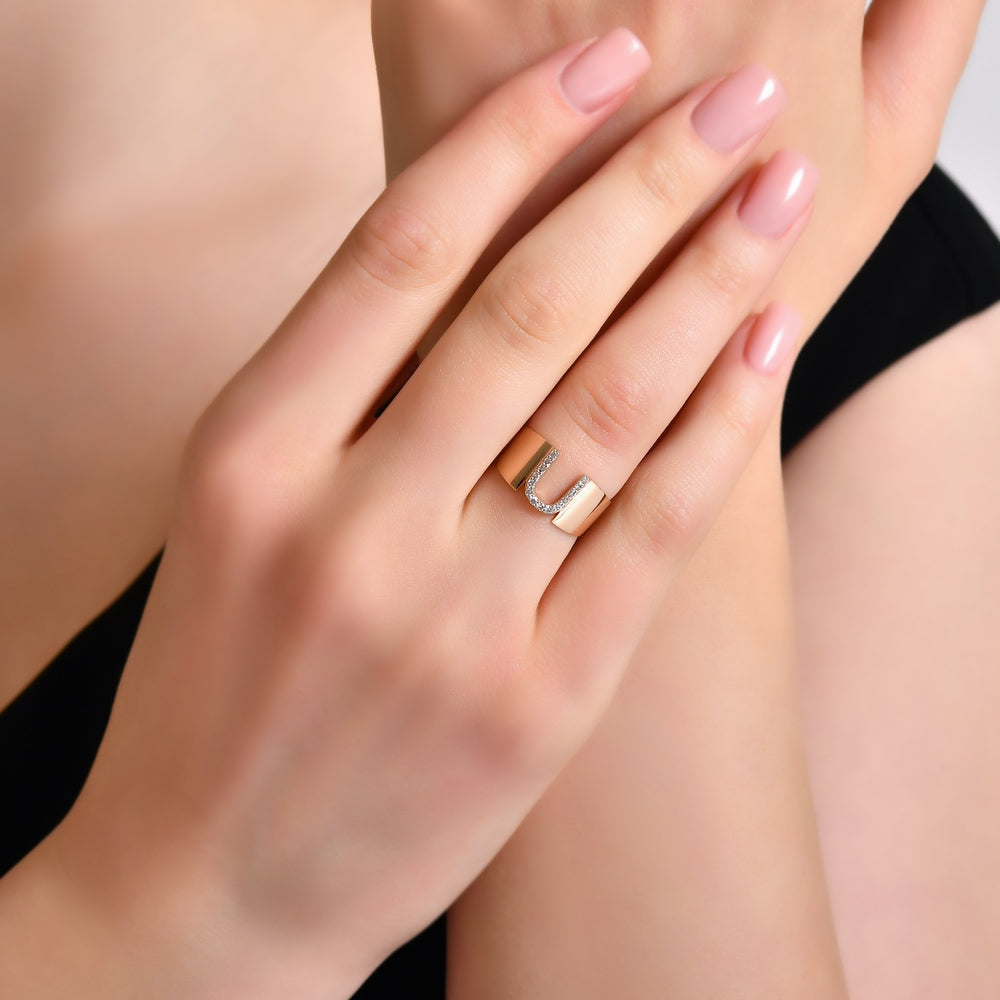 0.12 ct. Buchstaben U Diamantring