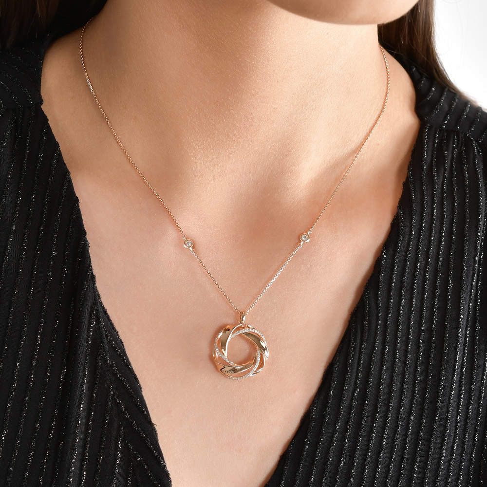 0.21 ct. Design Anhänger mit Halskette