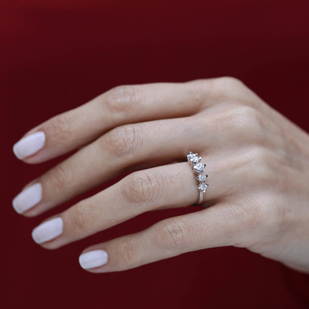 0.50 ct. Fünfstein Diamantring