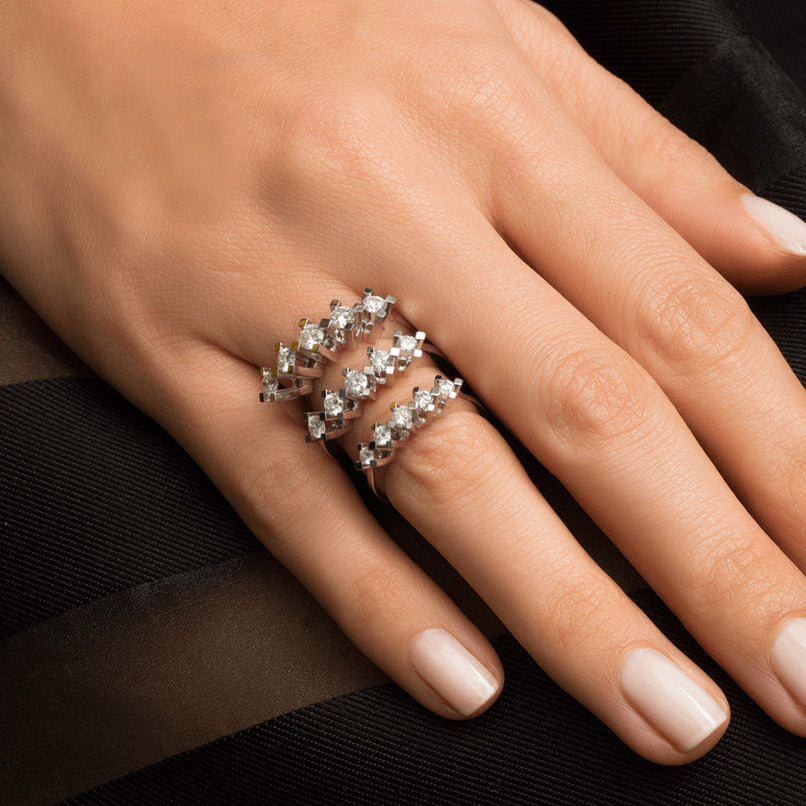 0.75 ct. Fünfstein Diamantring