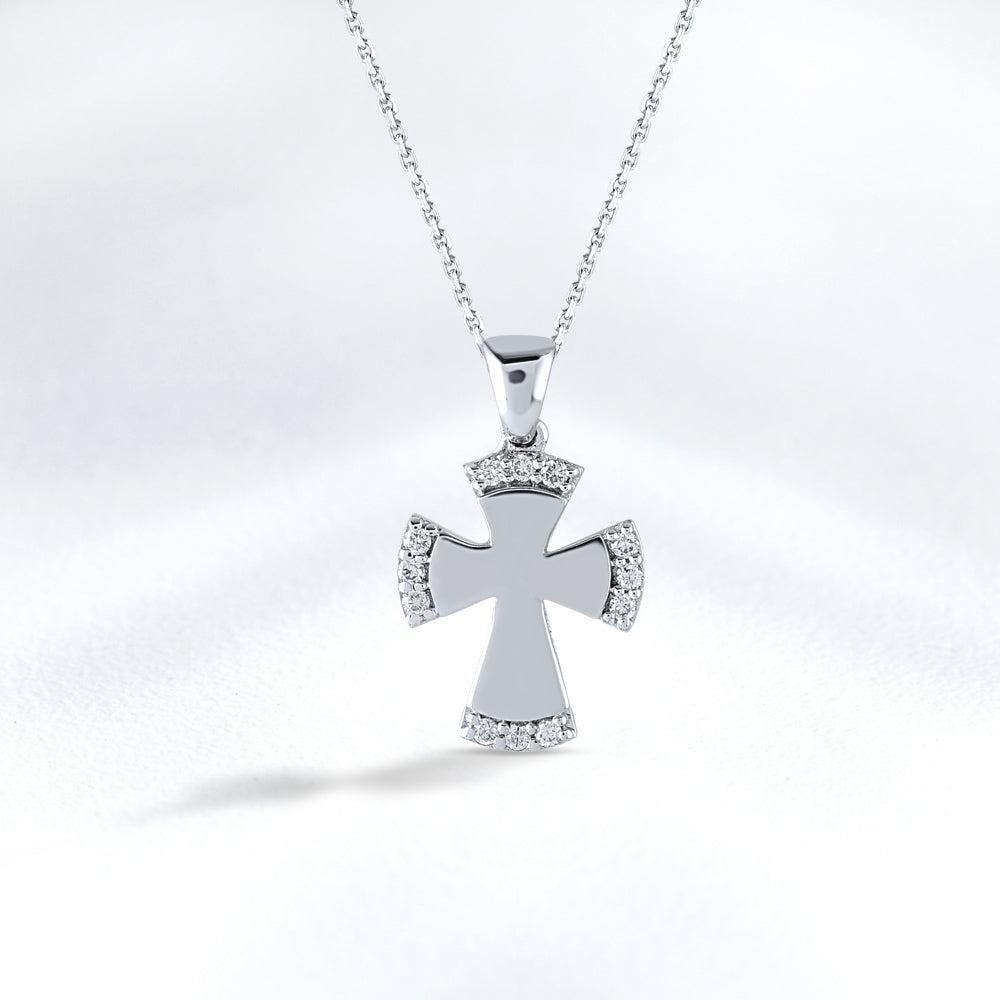 0.06 ct. Halskette mit Kreuzanhänger