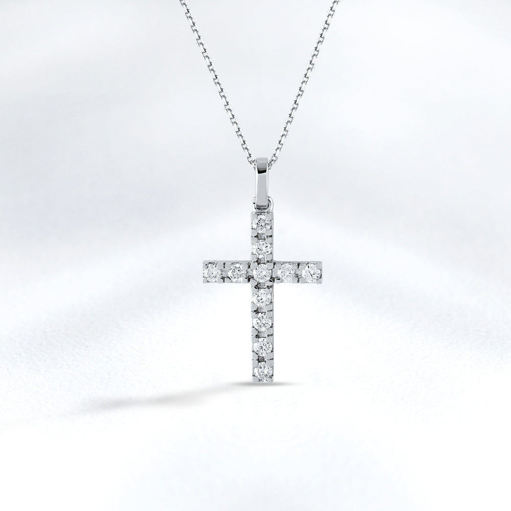 0.17 ct. Halskette mit Kreuzanhänger