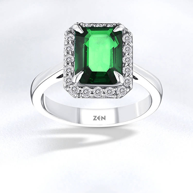 2.10 ct. Smaragd Ring